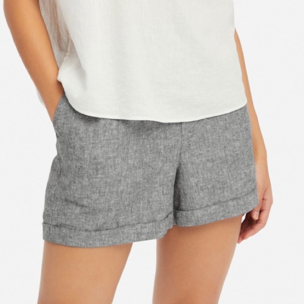 Uniqlo Chambray Linen Cotton Blend Elastic Waist Shorts